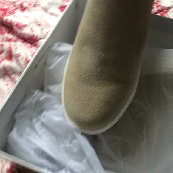 New Steve Madden - Picture 5 of 5